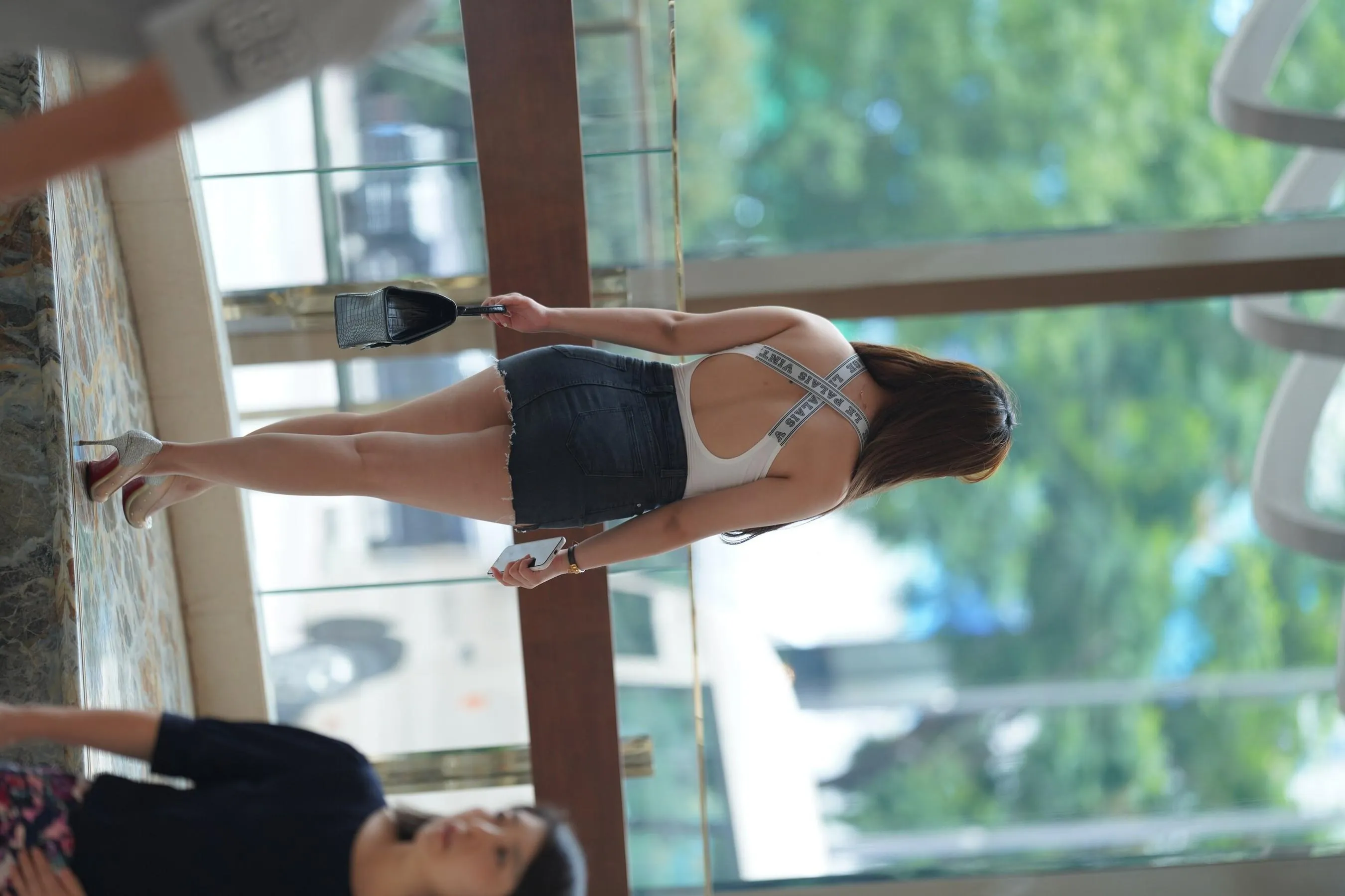 [魔镜街拍] NO.131 微胖的牛仔短裙美女 [505P]插图5
